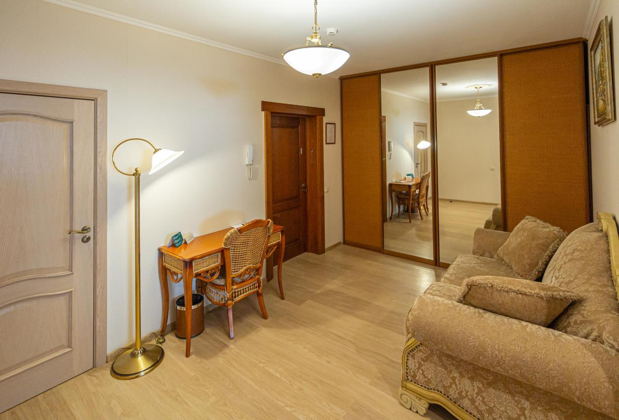 Villa Alvine Family Apart-Hotel Jurmala Room photo